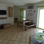 Gagi Apartamento Vir